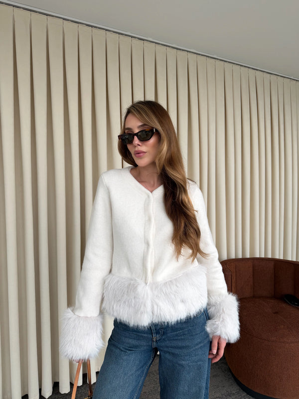 Ekru Kolları Kürklü Hırka - 251104