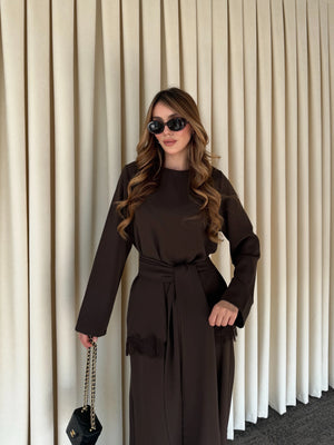 Kahverengi Kuşaklı Dantel Detaylı Bluz Pantolon Takım - 8006