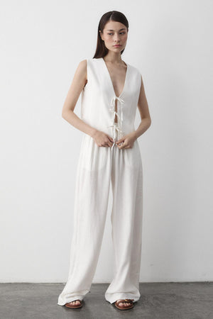 Beyaz 3 Bağcıklı Yelekli Müslin Takım