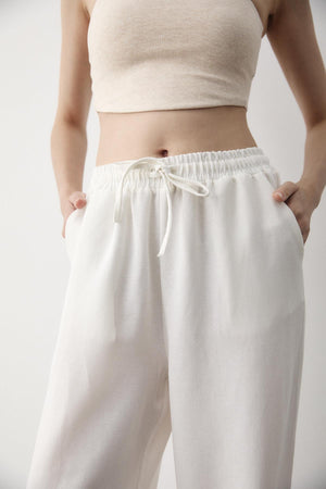 Beyaz Beli Lastikli Bol Paça Pantolon