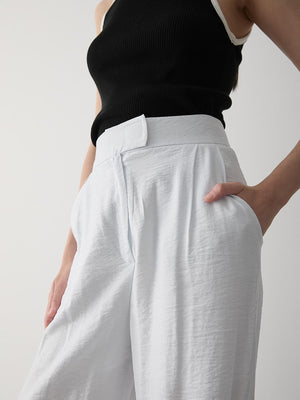 Beyaz Cırt Cırt Kapamalı Bol Paça Pantolon