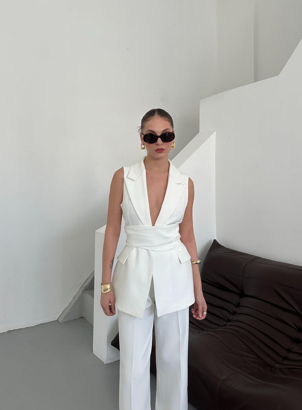Beyaz Eliana Kuşaklı Yelek Pantolon Takım