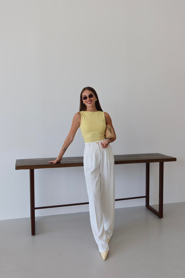 Beyaz Gold Düğmeli Beli Lastikli Palazzo Pantolon