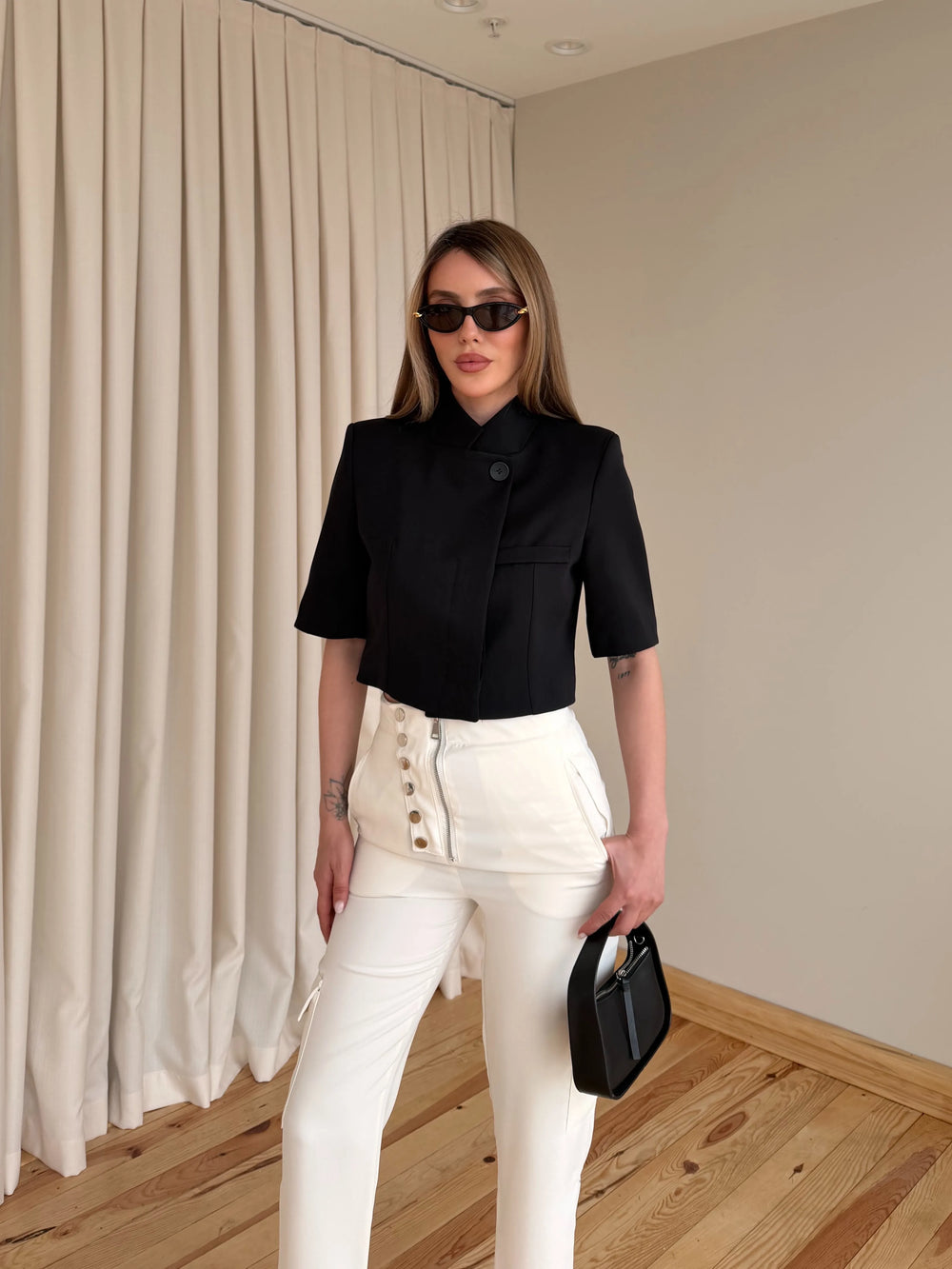 Siyah Kısa Kollu Crop Ceket - 504368