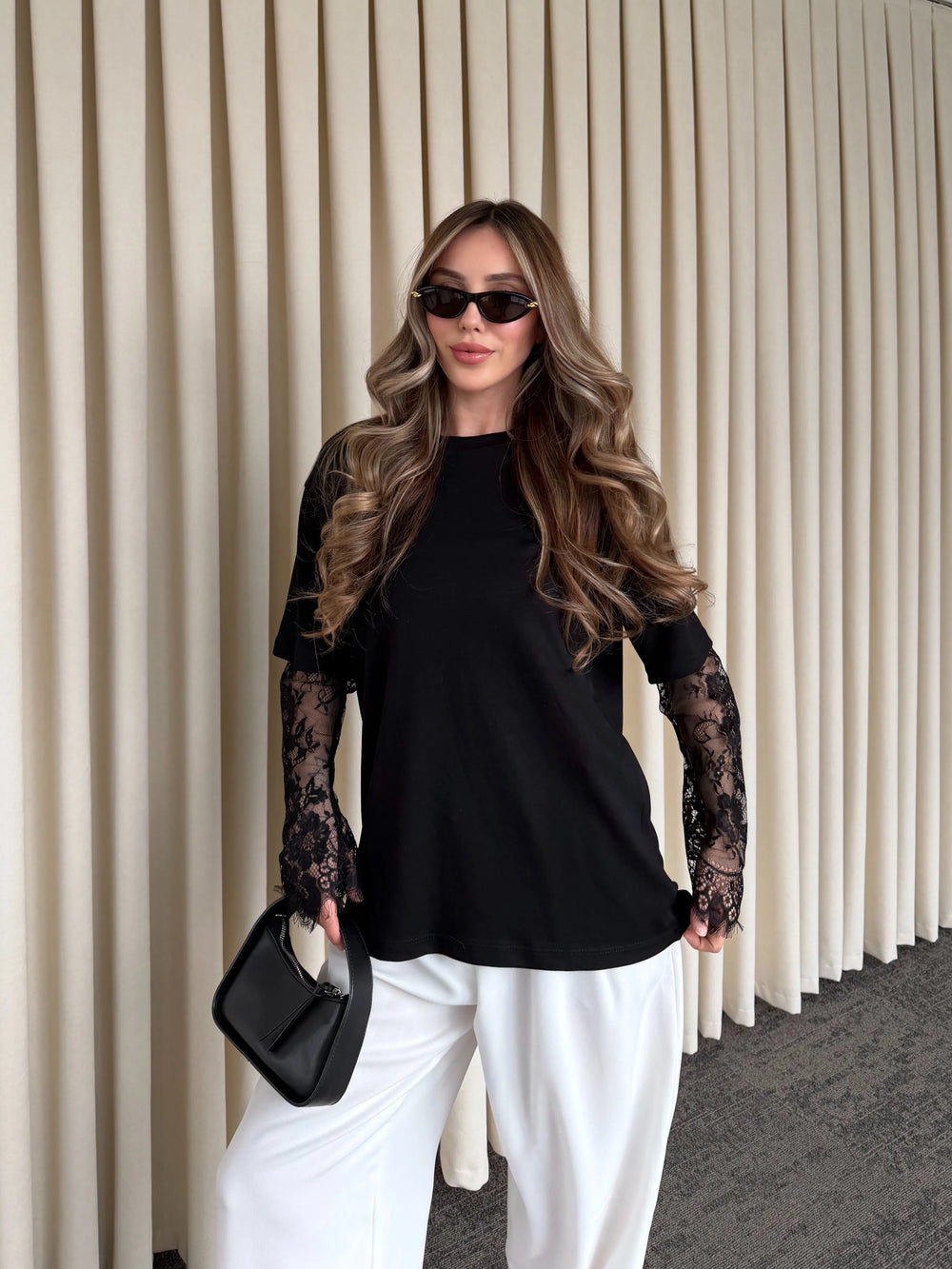 Siyah Kolları Dantelli Bluz - 1049