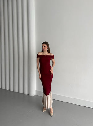 Bordo Kayık Yaka Fırfırlı Elbise