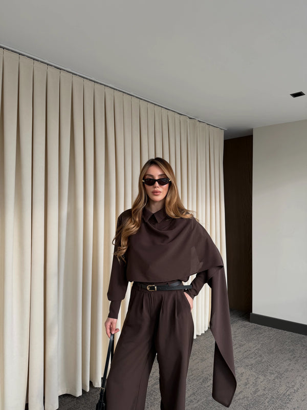 Kahverengi Kemerli Şal Yaka Gömlek Pantolon Takım - 8004