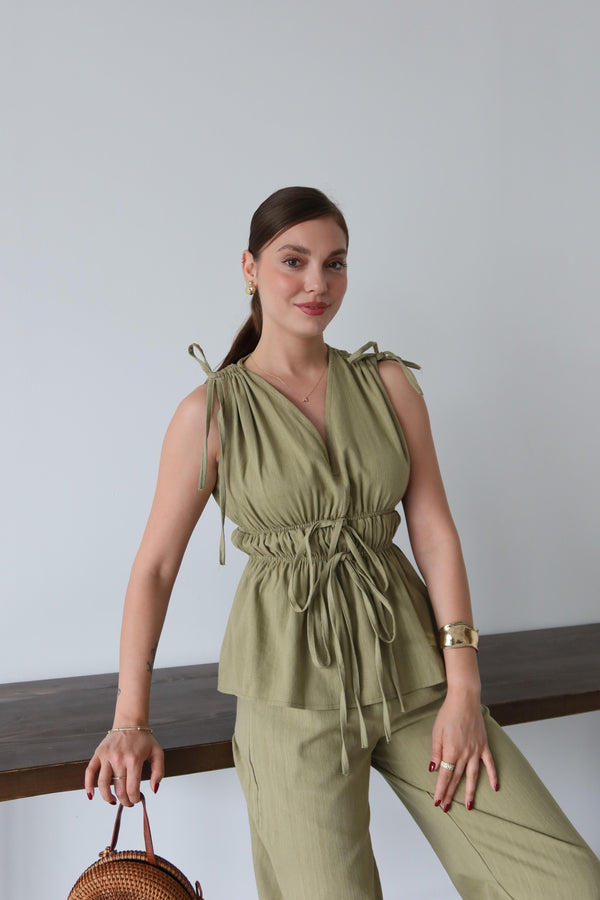 Çağla %100 Pamuk Omuz Bel Büzgülü Bluz Pantolon Takım