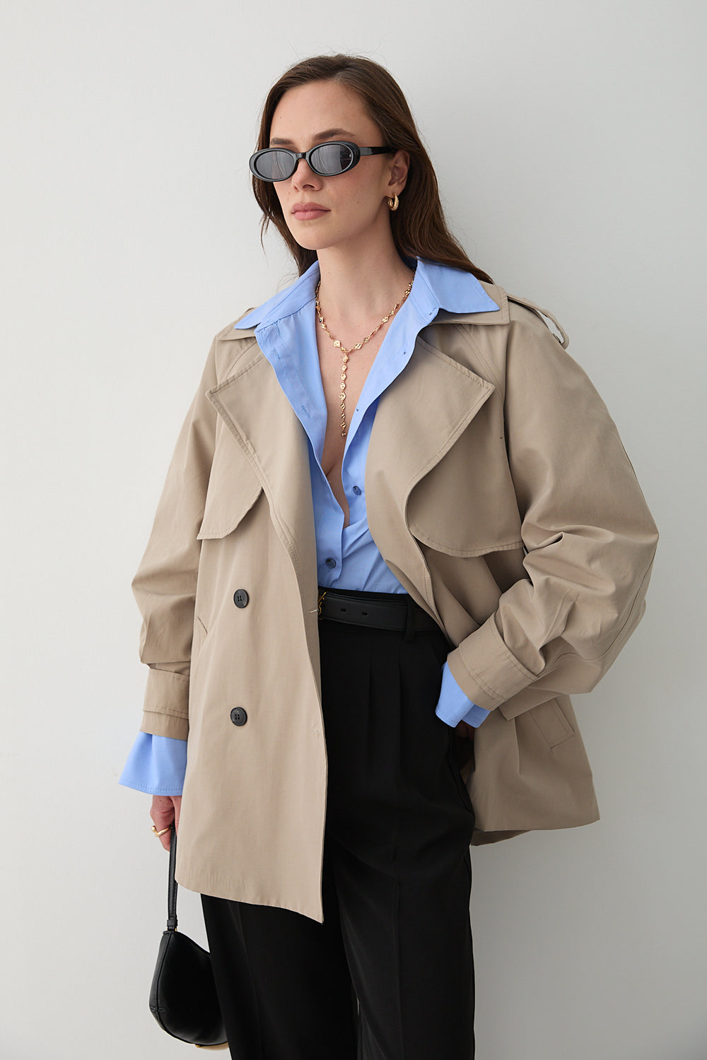 Bej Miyabi Rüzgarlık Detaylı Kuşaklı Kısa Trençkot - 7556