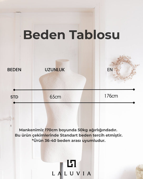 Siyah Nakışlı Dik Yakalı Ceket - 9773