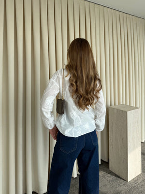 Ekru Kolu Lastikli Nakışlı Gömlek - 4231