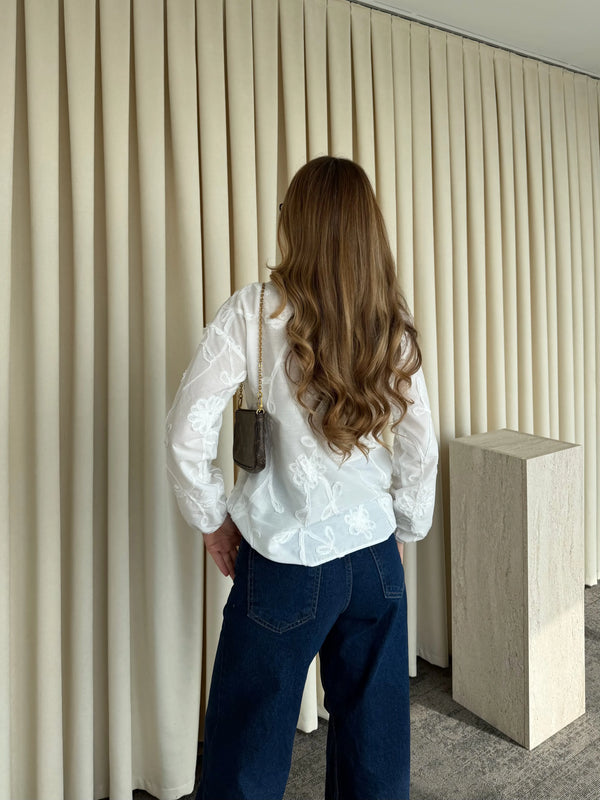 Ekru Kolu Lastikli Nakışlı Gömlek - 4231