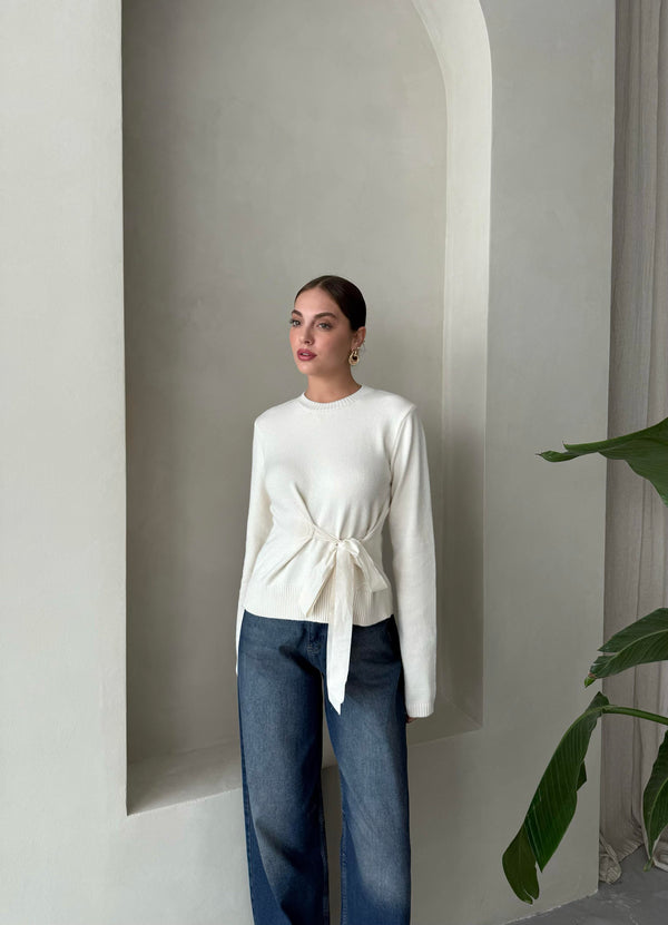 Ekru Miusa Ön Bağlamalı Tasarım Kazak