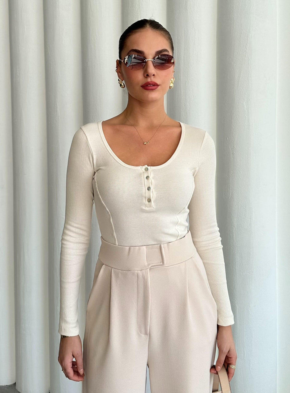 Ekru Sedef Düğmeli Uzun Tshirt