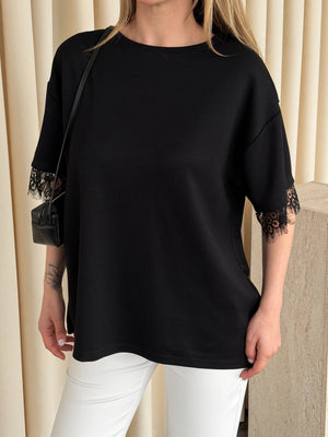 Siyah Sırt Dantel Detaylı Tshirt - 1073