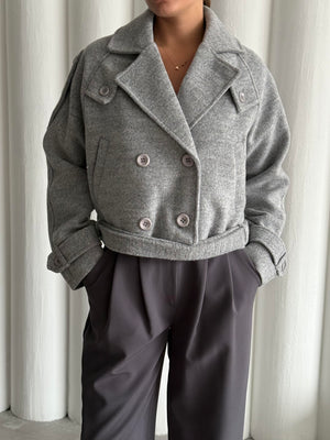 Gri Kısa Kemerli Kaşe Ceket