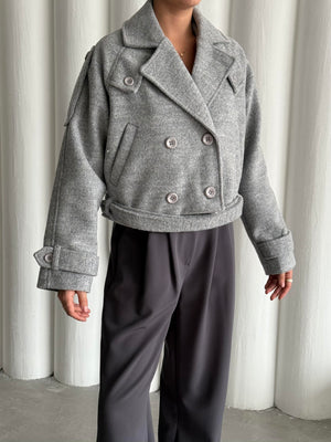 Gri Kısa Kemerli Kaşe Ceket
