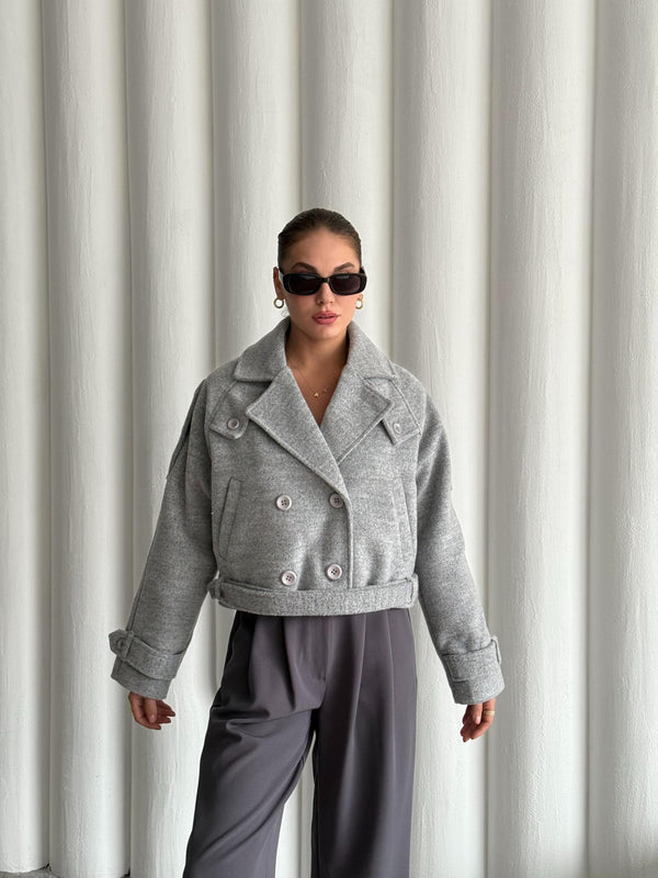 Gri Kısa Kemerli Kaşe Ceket