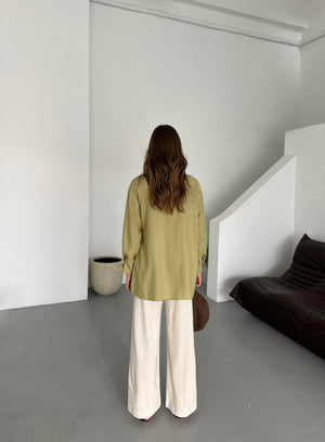 Haki %100 Pamuk Çapraz Düğmeli Beli Kemerli Gömlek