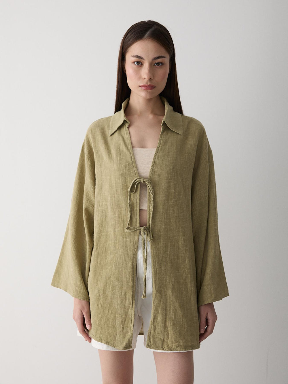 Haki %100 Pamuk Keten Bağcık Detaylı Kimono Bluz