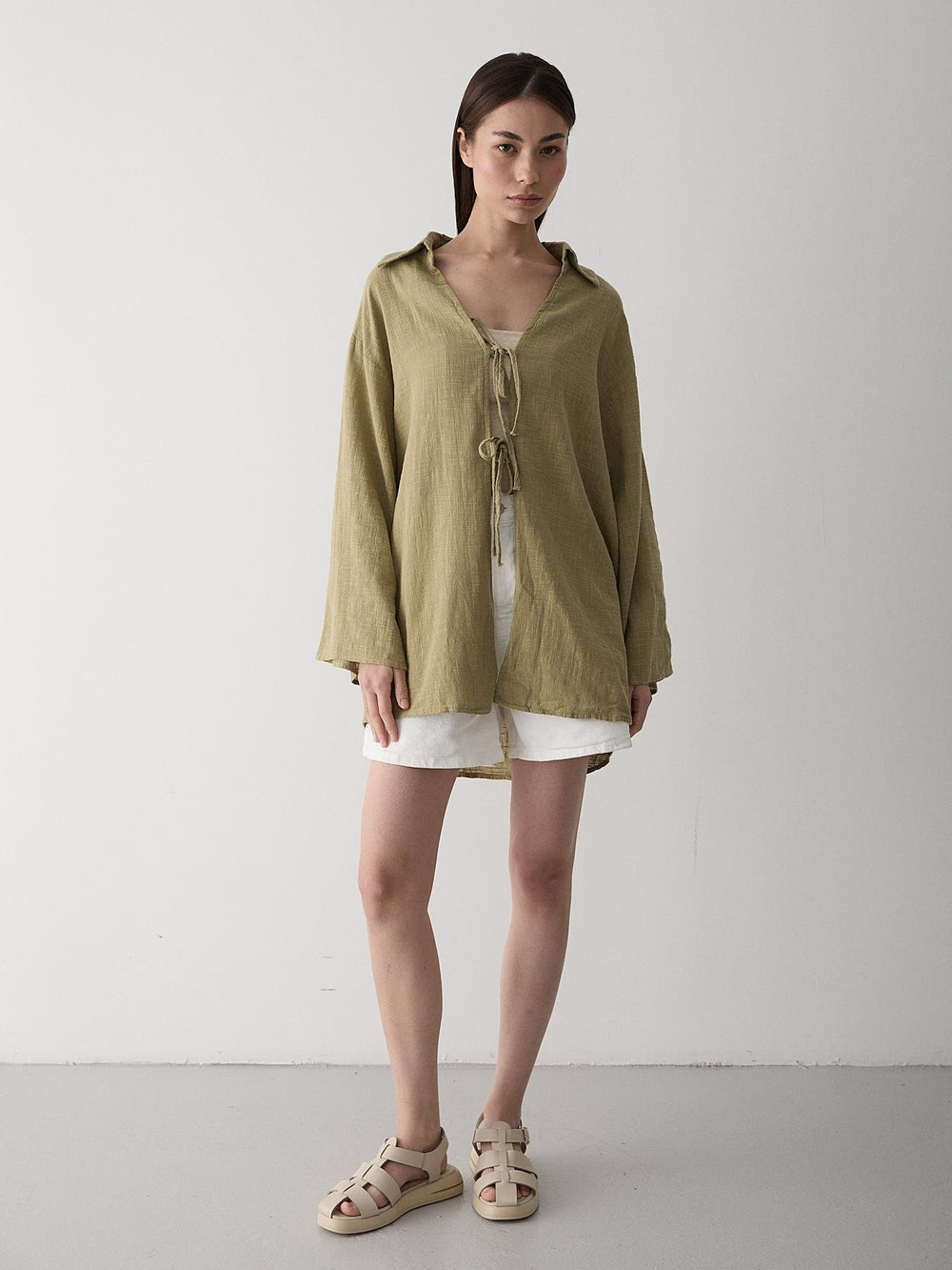 Haki %100 Pamuk Keten Bağcık Detaylı Kimono Bluz