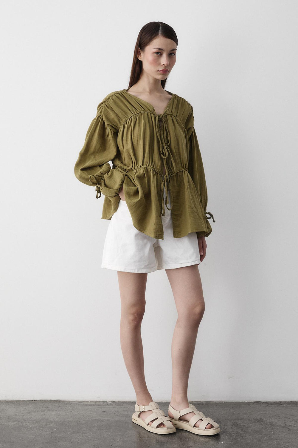 Haki %100 Pamuk Kolu Lastikli Müslin Gömlek