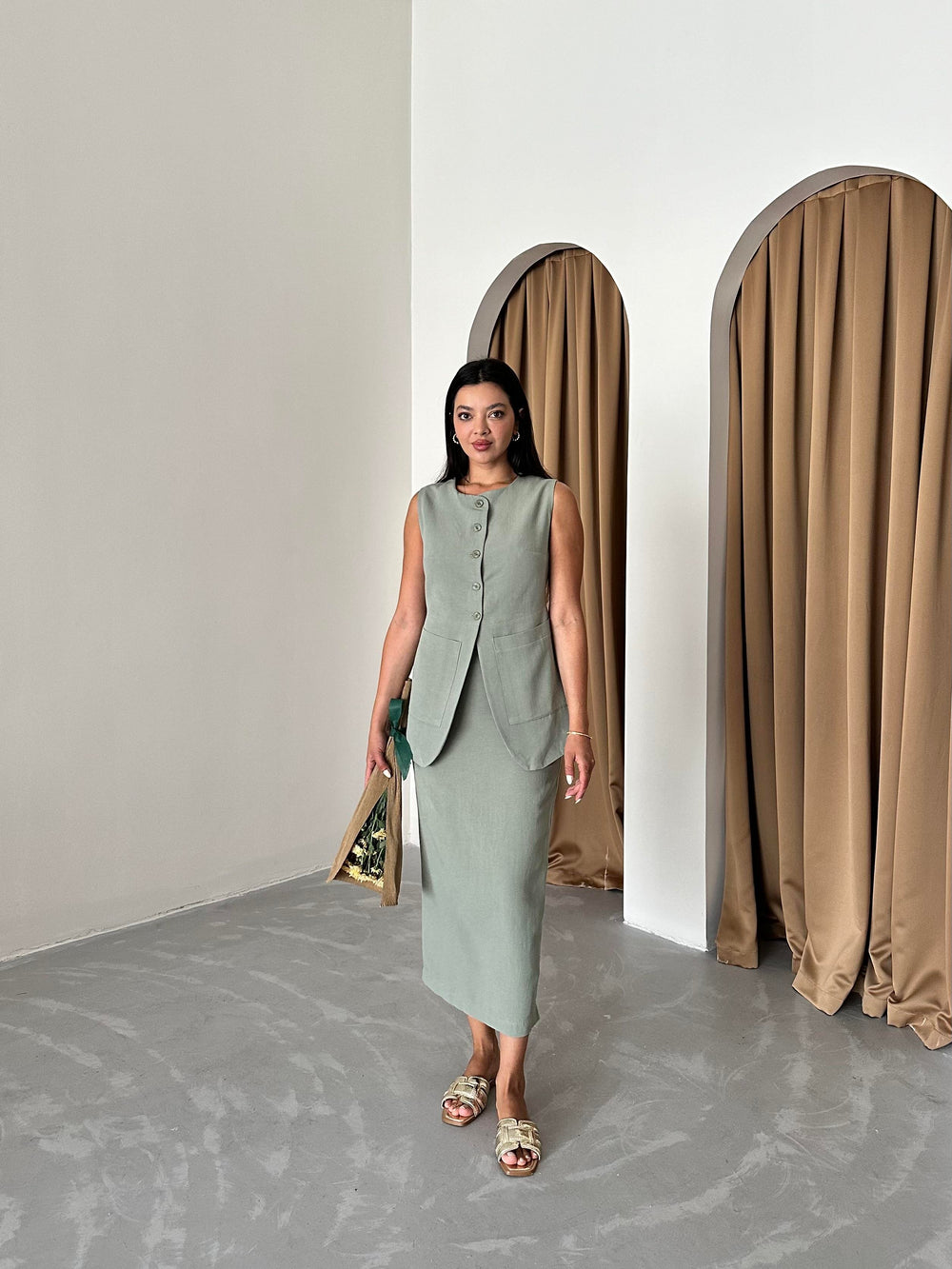 Haki %100 Pamuk Yırtmaçlı Kalem Etek Yelek Takım