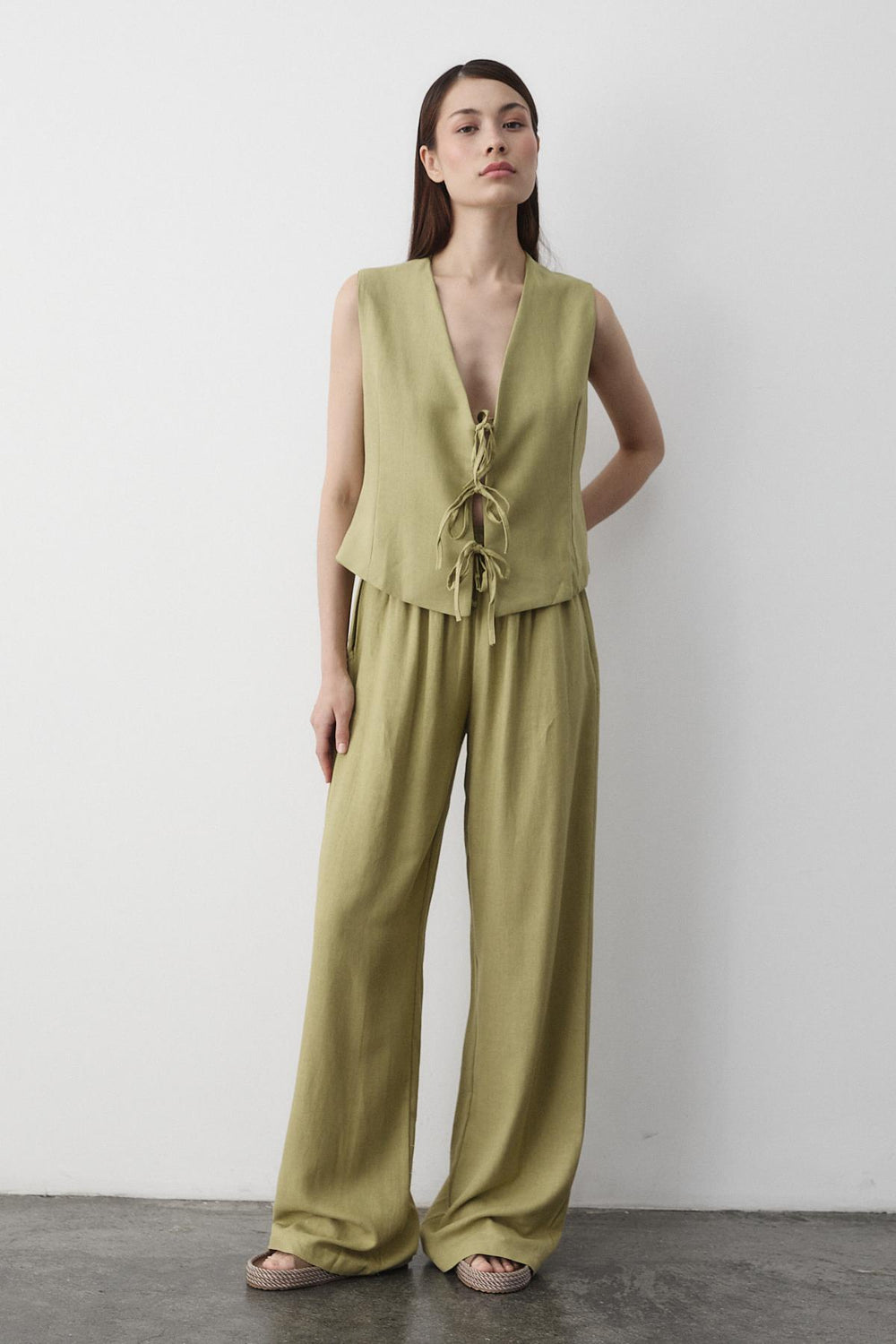 Haki 3 Bağcıklı Yelekli Müslin Takım