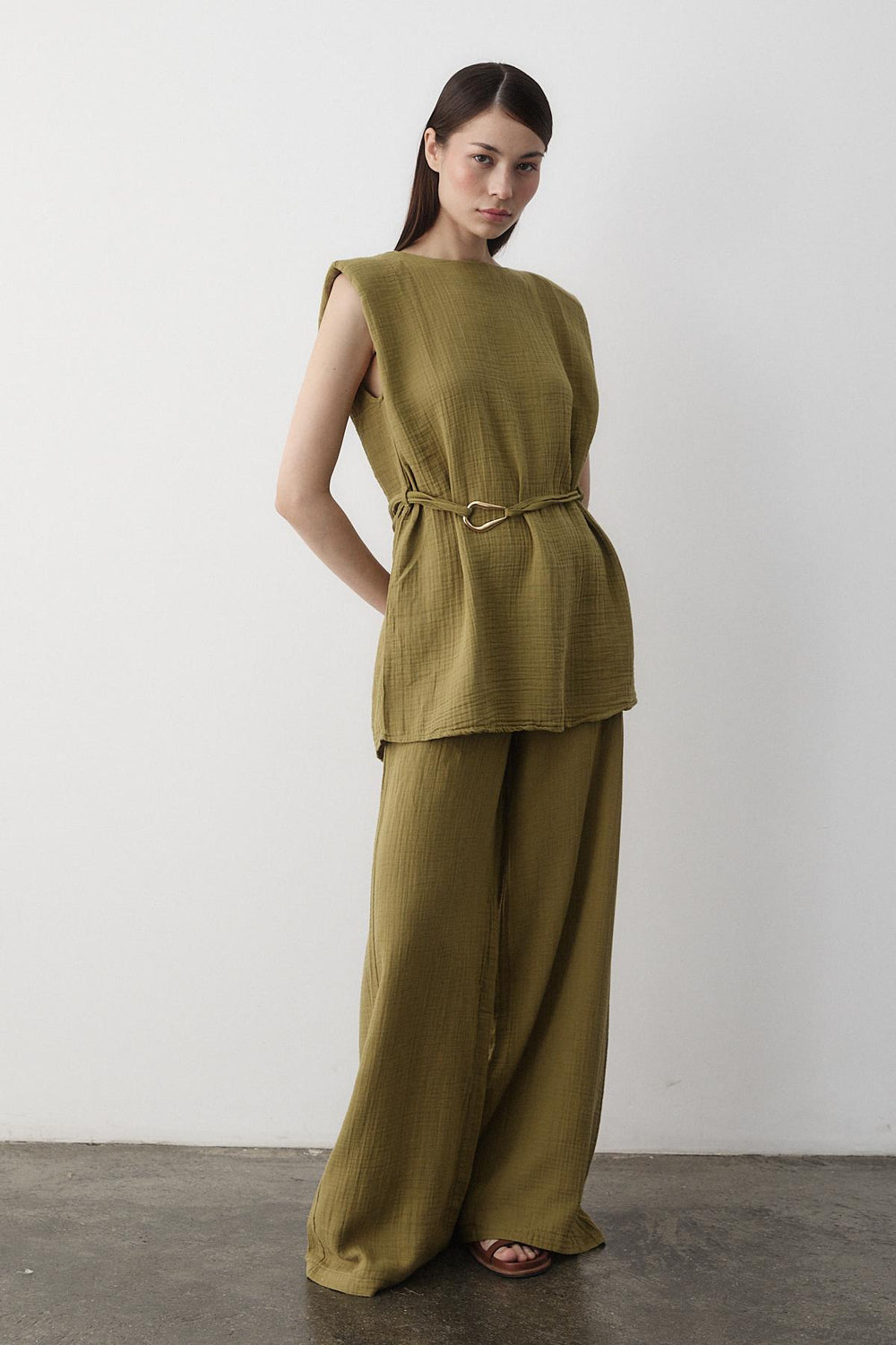 Haki Aksesuar Detaylı İkili Takım