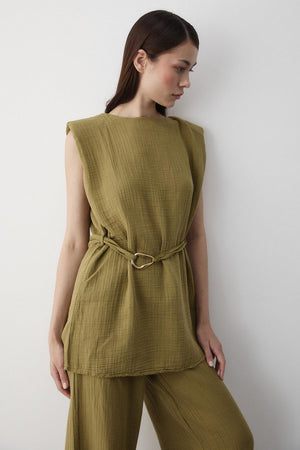 Haki Aksesuar Detaylı İkili Takım