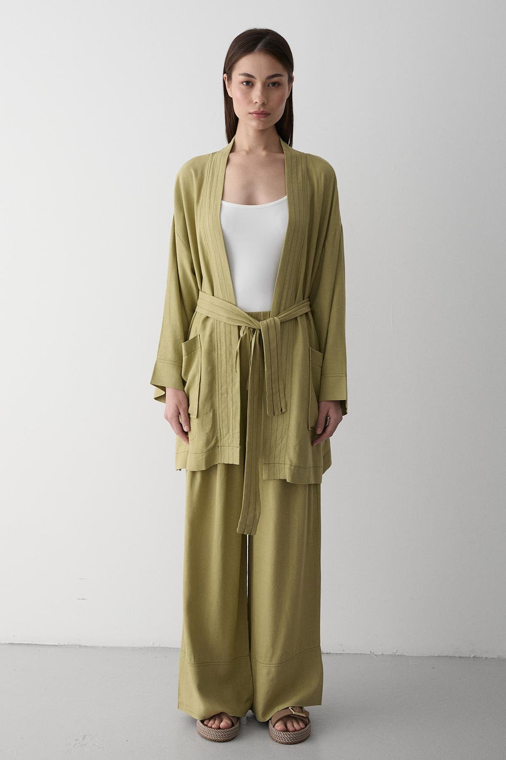 Haki Cep Detaylı Kuşaklı Kimono Takım