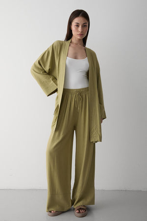 Haki Cep Detaylı Kuşaklı Kimono Takım