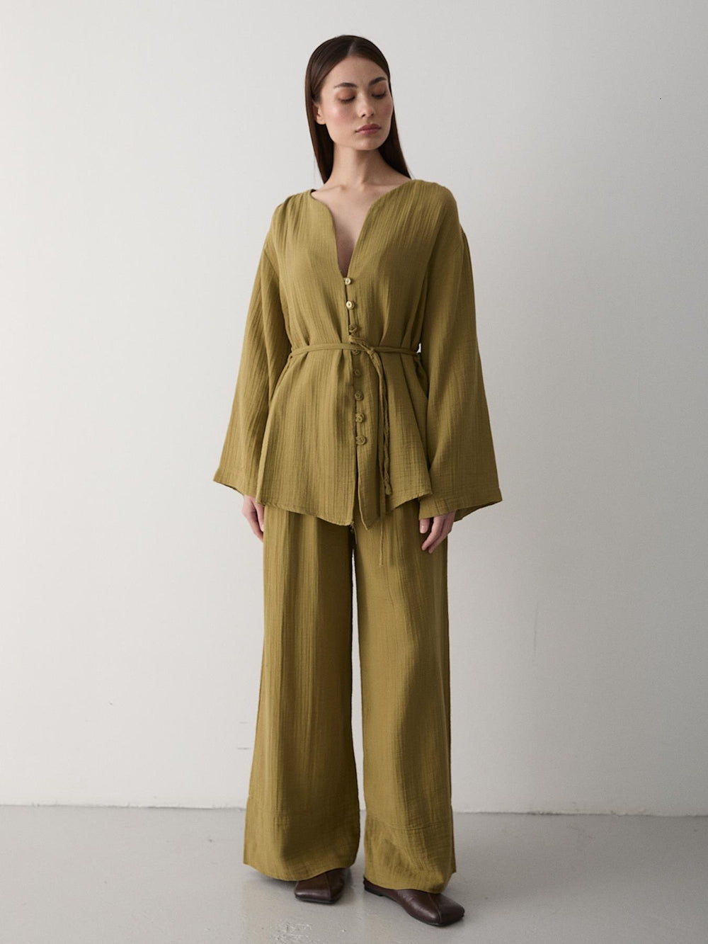 Haki Çok Düğmeli %100 Pamuk Gömlek Pantolon Takım