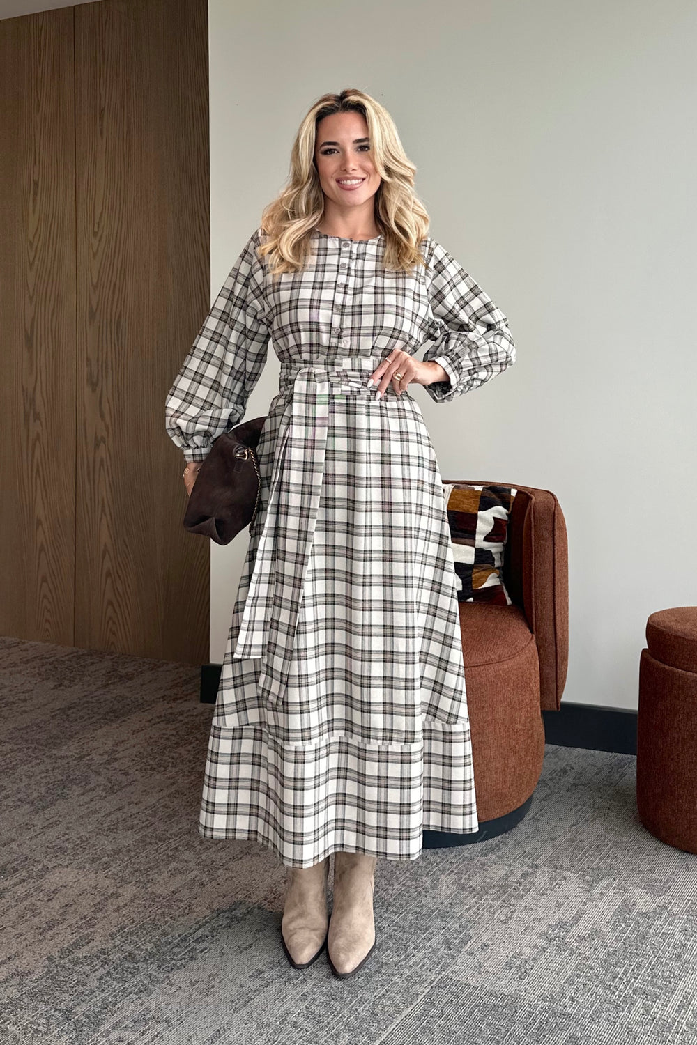 Taş Ekoseli Kuşaklı Uzun Elbise - 1235