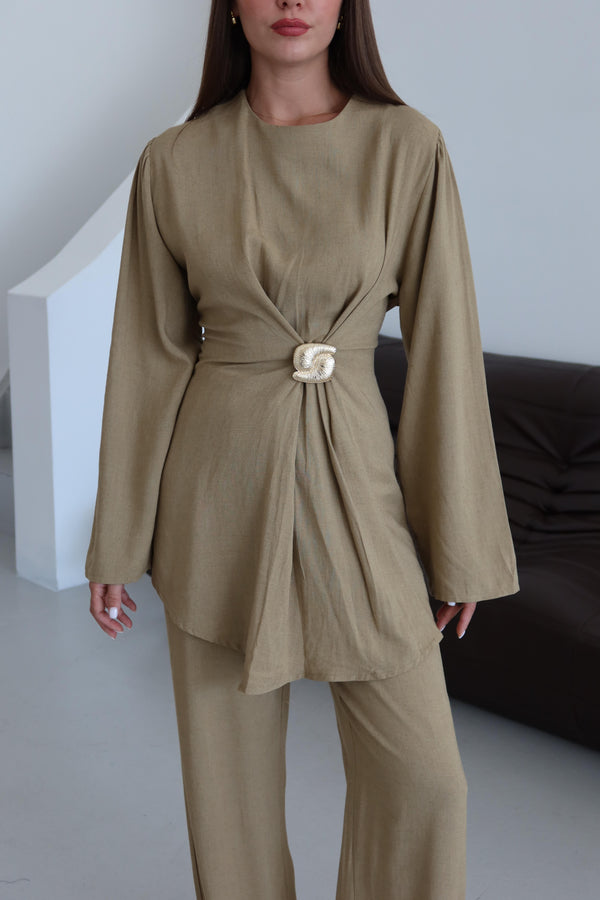 Haki Gold Broşlu Bluz Pantolon Takım