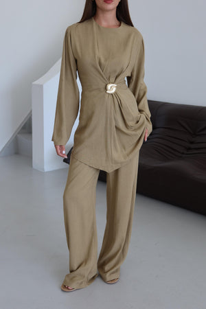 Haki Gold Broşlu Bluz Pantolon Takım