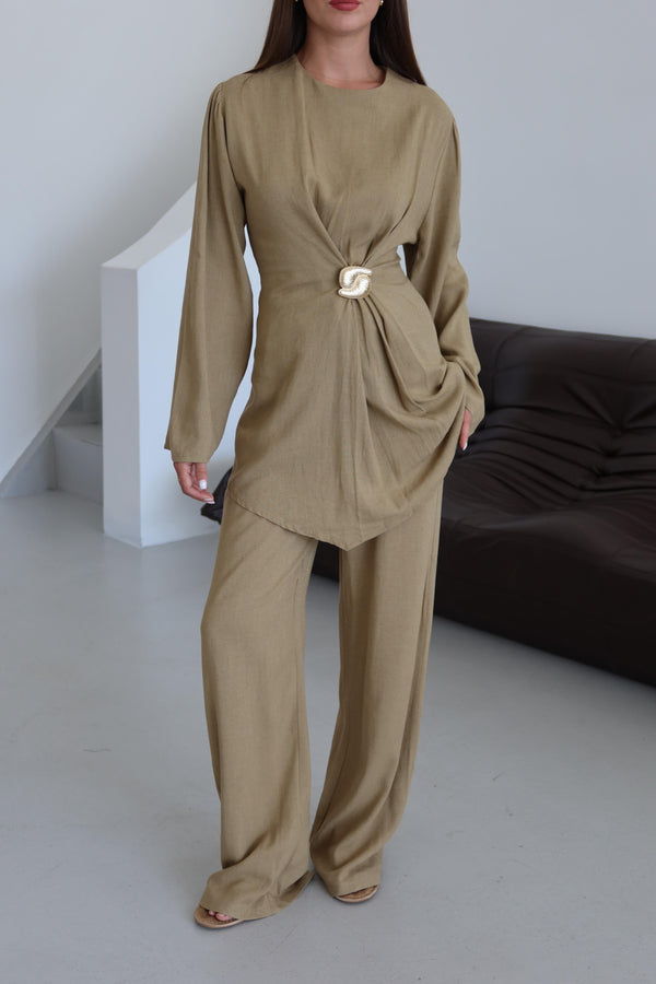 Haki Gold Broşlu Bluz Pantolon Takım