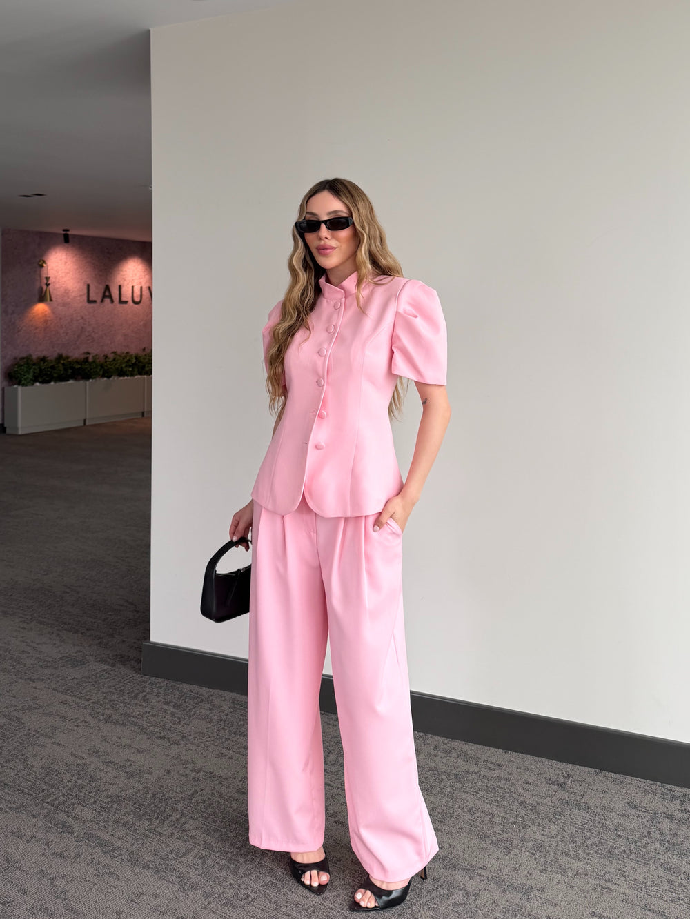 Pembe Kaplama Düğmeli Balon Kol Takım - 8407