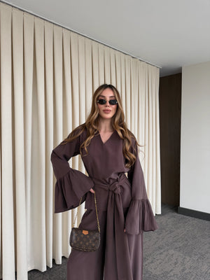 Kahverengi Kolları Volanlı Bluz Pantolon Takım - 0812