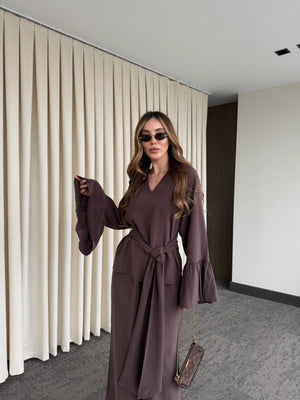 Kahverengi Kolları Volanlı Bluz Pantolon Takım - 0812