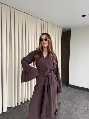 Kahverengi Kolları Volanlı Bluz Pantolon Takım - 0812