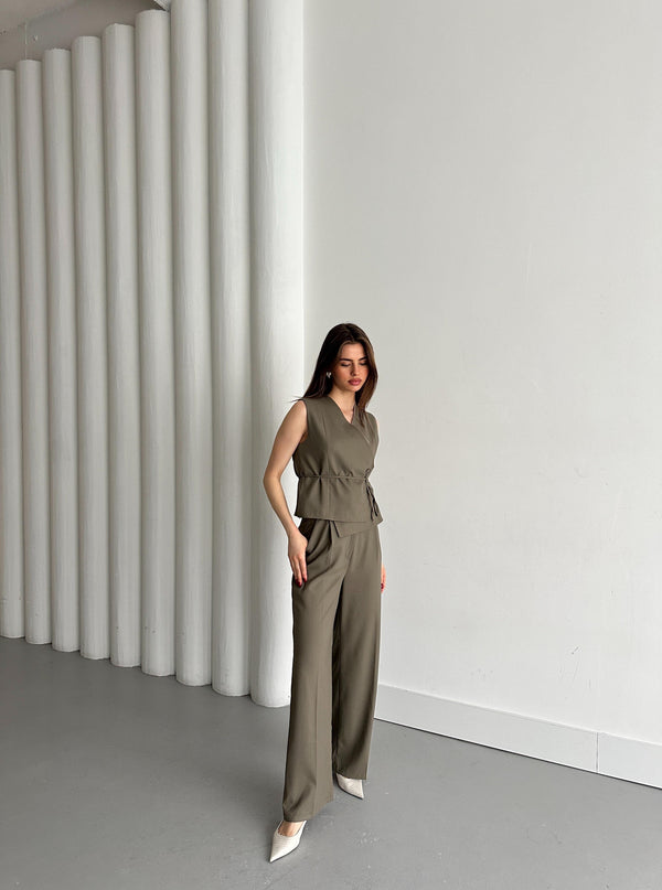 Haki Kruvaze Yaka Yelek Pantolon Takım