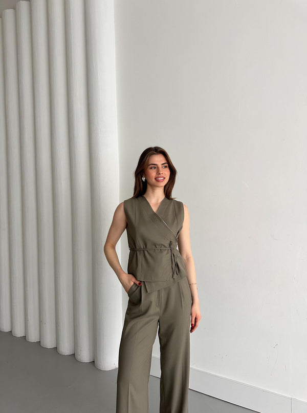 Haki Kruvaze Yaka Yelek Pantolon Takım