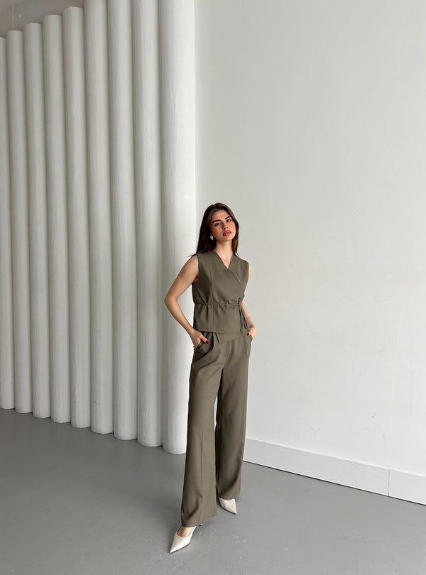 Haki Kruvaze Yaka Yelek Pantolon Takım