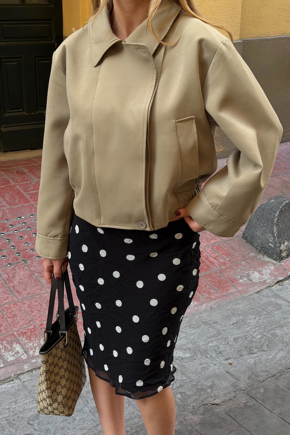 Çağla Beli Lastikli Crop Ceket - 4020