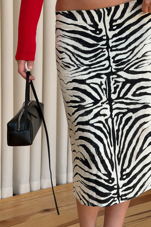 Zebra Desen Etek | LALUVIA
