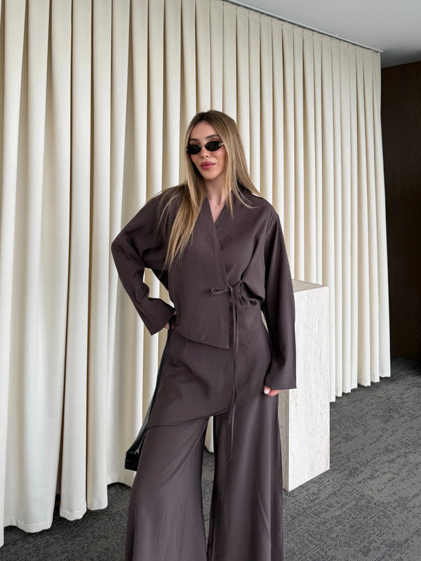 Kahverengi Pantolon Ek Parça Detaylı Kimono Takım - 8009