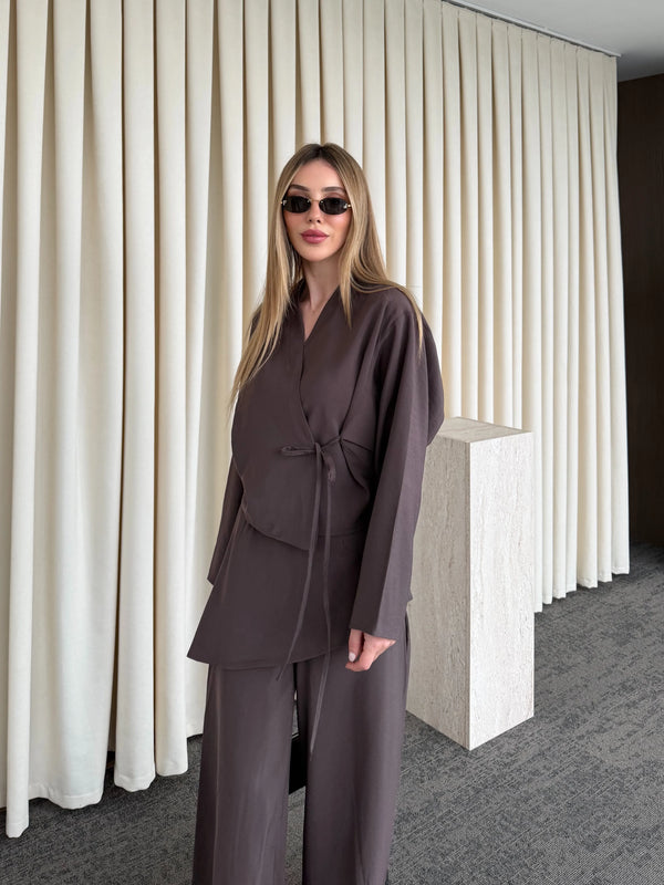 Kahverengi Pantolon Ek Parça Detaylı Kimono Takım - 8009