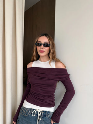 Mürdüm Beyaz Atletli Kayık Yaka Bluz - 0780