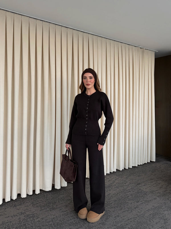 Kahverengi Çıtçıt Düğmeli Triko Takım - 904